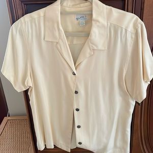 Pale yellow, ladies top